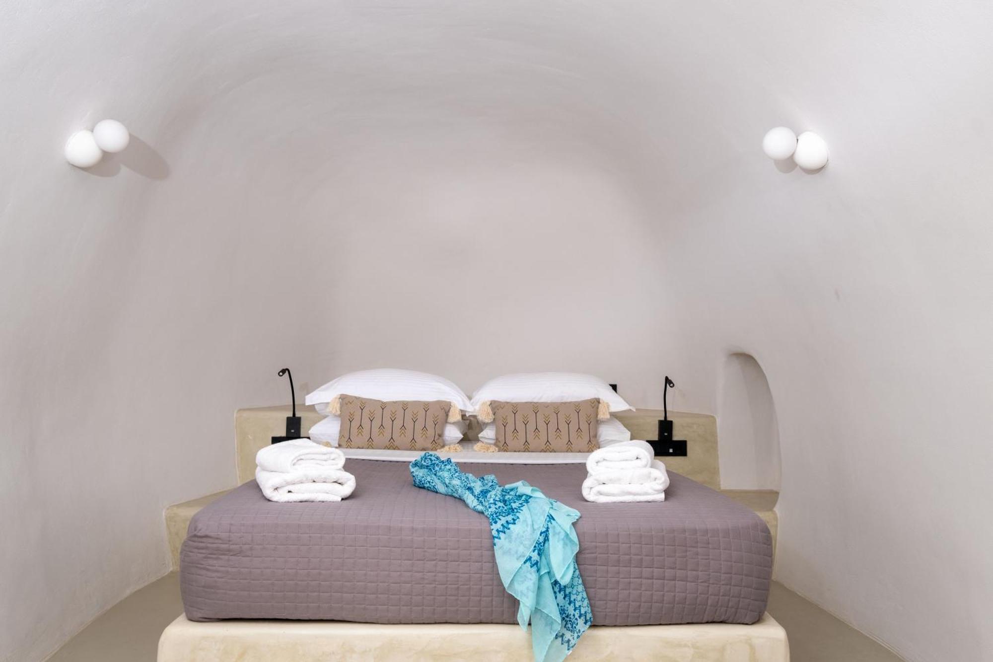 Santoroia Luxury Suites By Caldera Houses المظهر الخارجي الصورة