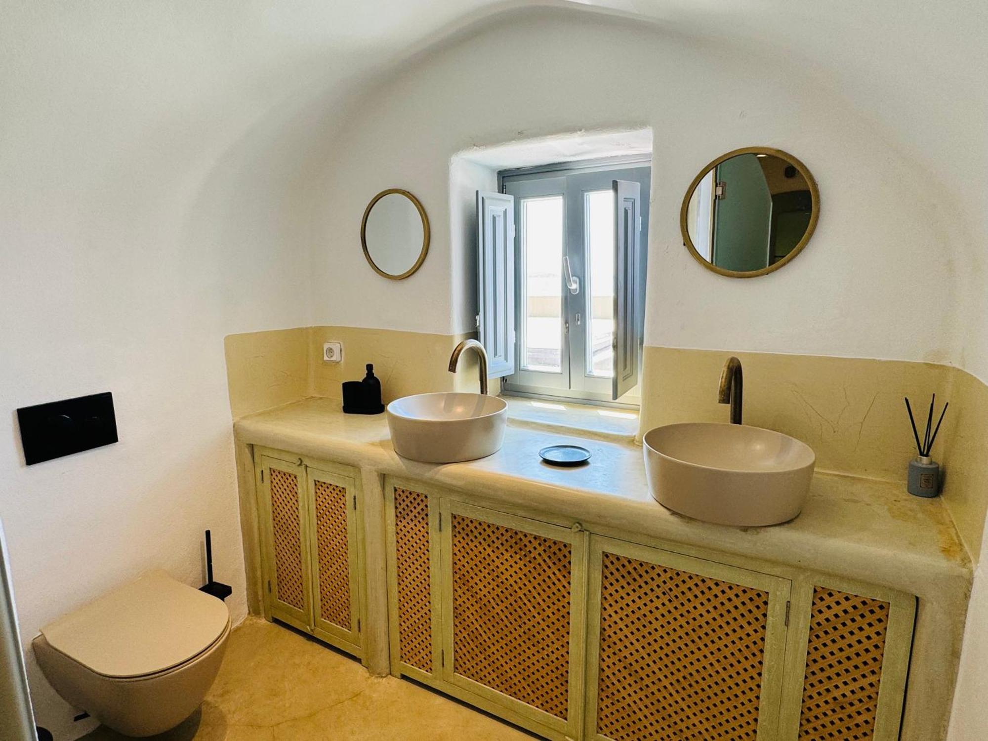 Santoroia Luxury Suites By Caldera Houses المظهر الخارجي الصورة