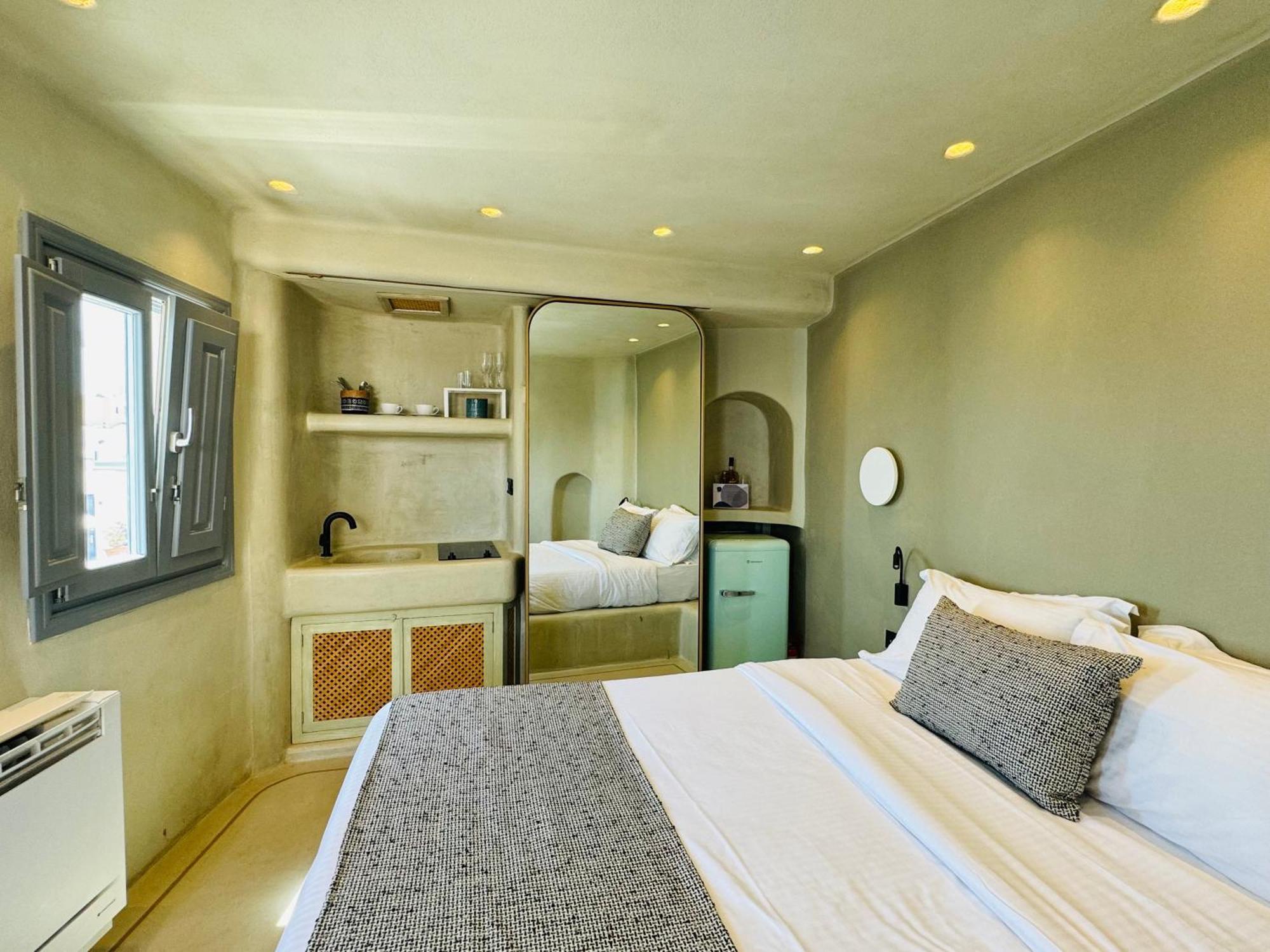 Santoroia Luxury Suites By Caldera Houses المظهر الخارجي الصورة